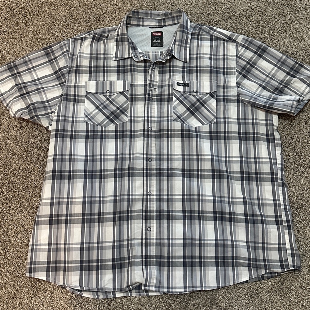 Men's Plaid Short Sleeve Shirt